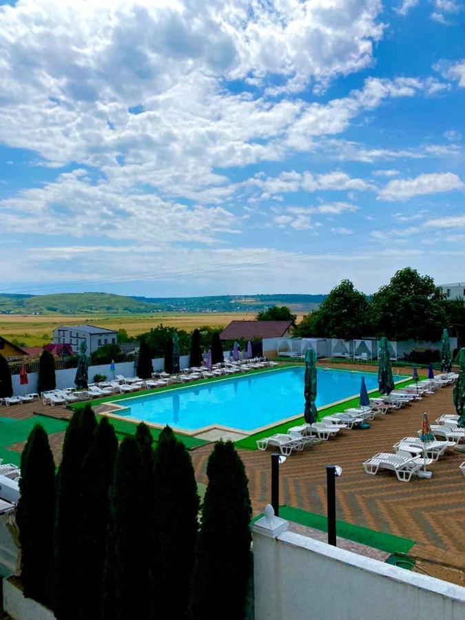 Valea Lupului  Hotel Premier Class מראה חיצוני תמונה