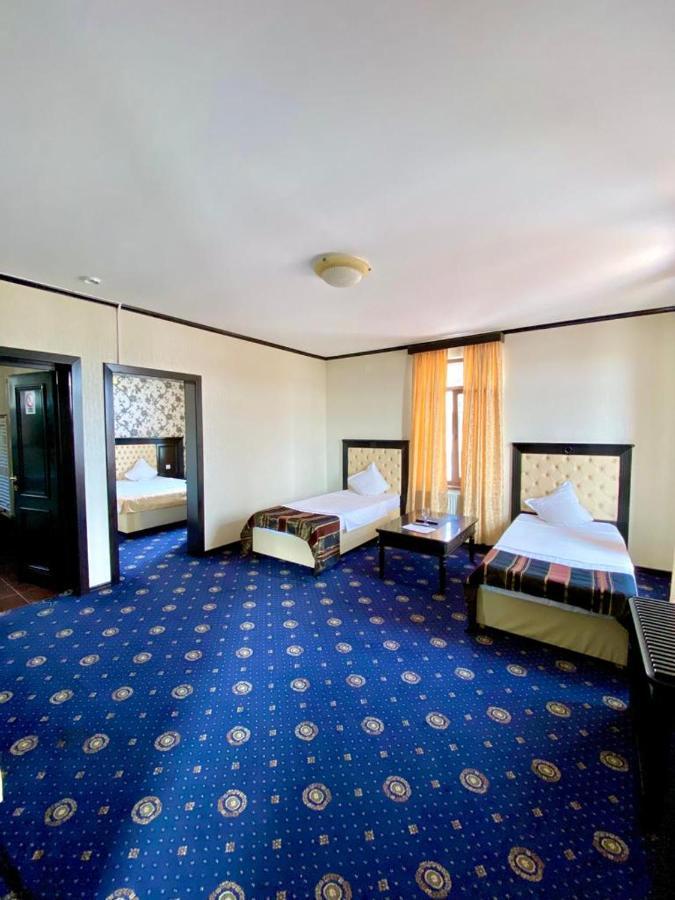 Valea Lupului  Hotel Premier Class מראה חיצוני תמונה