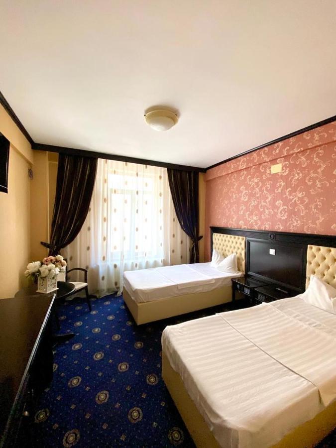 Valea Lupului  Hotel Premier Class מראה חיצוני תמונה
