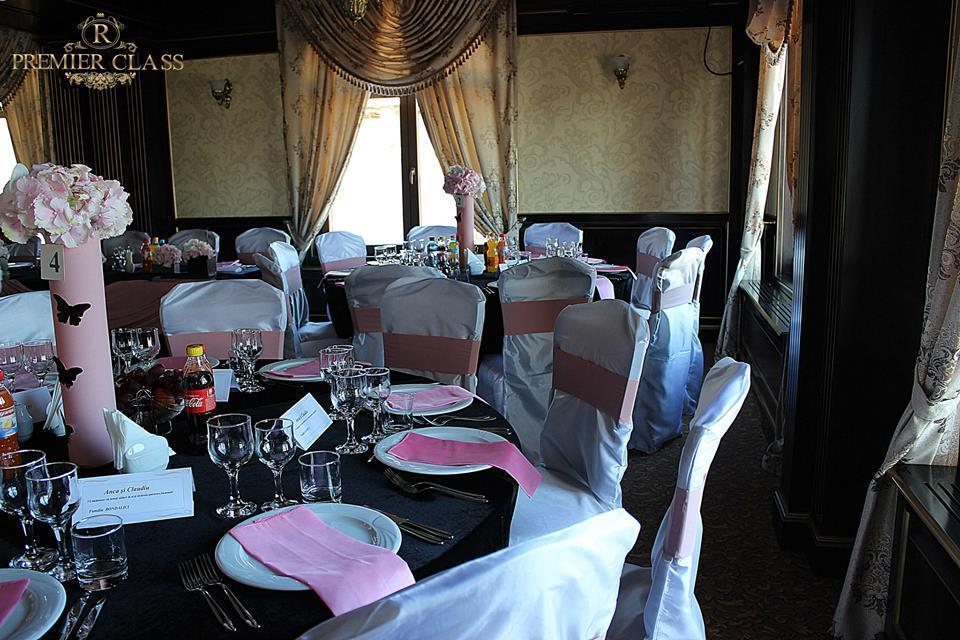Valea Lupului  Hotel Premier Class מראה חיצוני תמונה