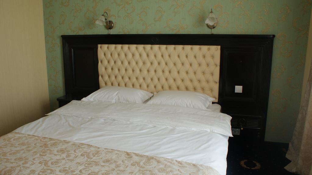 Valea Lupului  Hotel Premier Class חדר תמונה