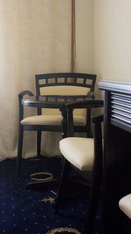 Valea Lupului  Hotel Premier Class מראה חיצוני תמונה