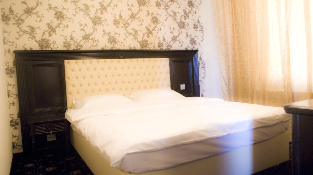 Valea Lupului  Hotel Premier Class מראה חיצוני תמונה