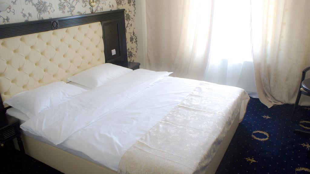 Valea Lupului  Hotel Premier Class מראה חיצוני תמונה