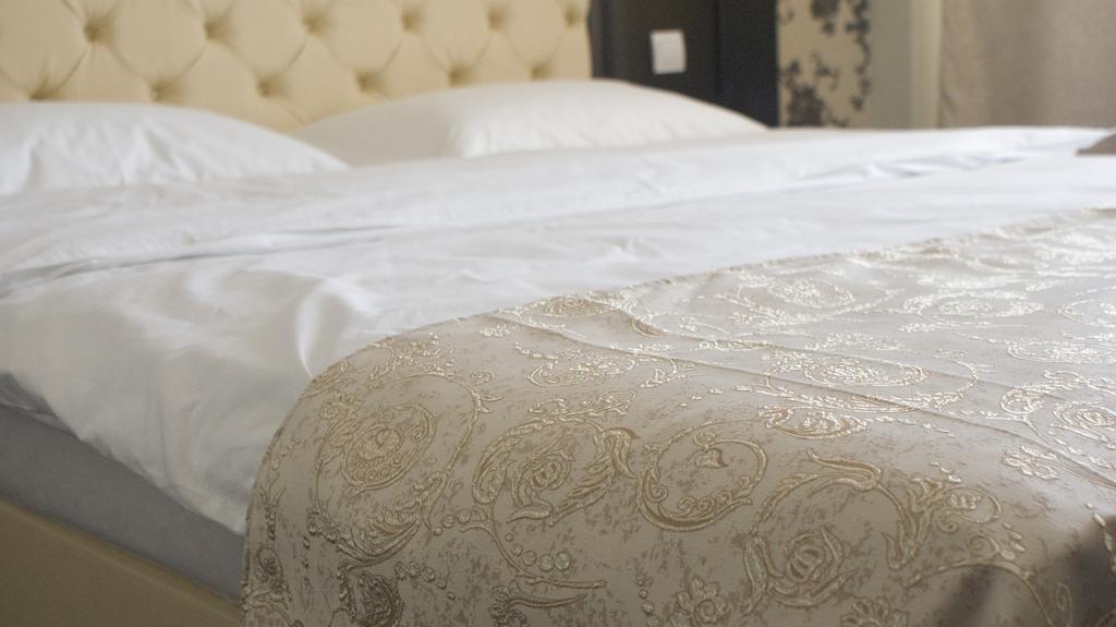 Valea Lupului  Hotel Premier Class מראה חיצוני תמונה